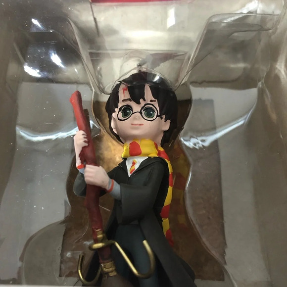 Harry Potter Broomstick Christmas Ornament Hallmark Wizarding World  2022 - Picture 3 of 8